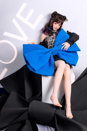 Pisum sex pop (Bezlya Doll 150 cm B-cup 2.1 siliconen)