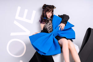 Pisum sex pop (Bezlya Doll 150 cm B-cup 2.1 siliconen)