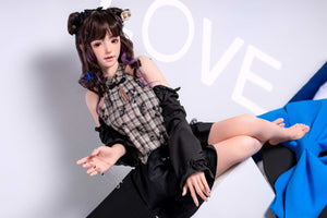 Pisum sex pop (Bezlya Doll 150 cm B-cup 2.1 siliconen)