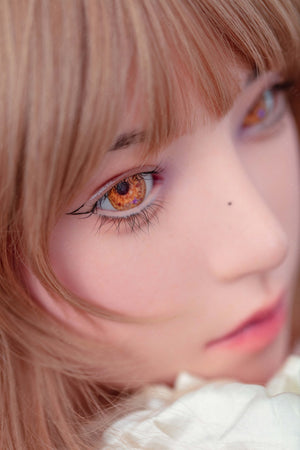 Iris Seksoppop (Bezlya Doll 160 cm C-CUP 2.1 Siliconen)