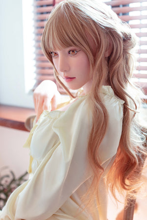 Iris Seksoppop (Bezlya Doll 160 cm C-CUP 2.1 Siliconen)