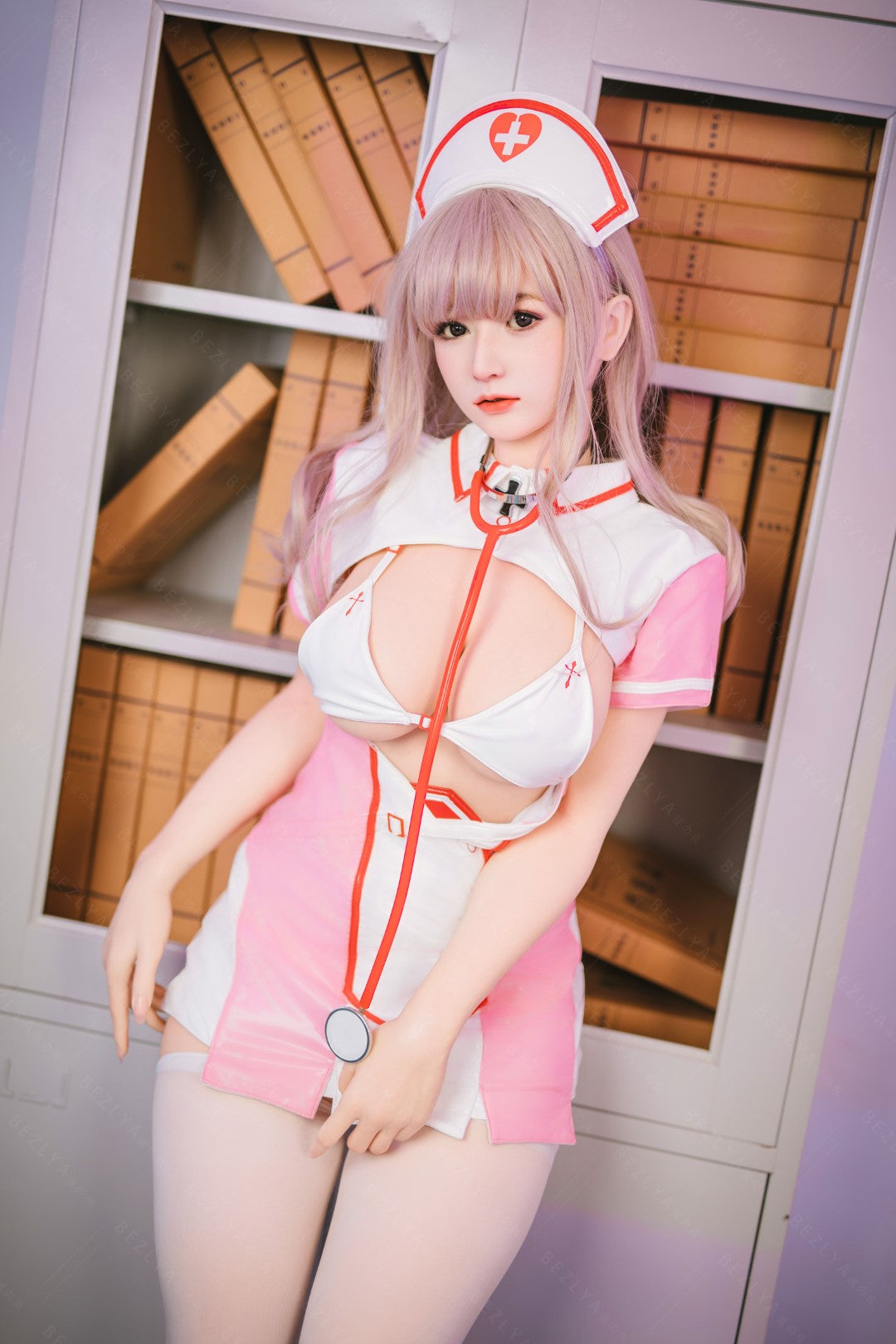 Platycodon-sekspop (Bezlya Doll 155 cm E-cup 2.2CF siliconen)