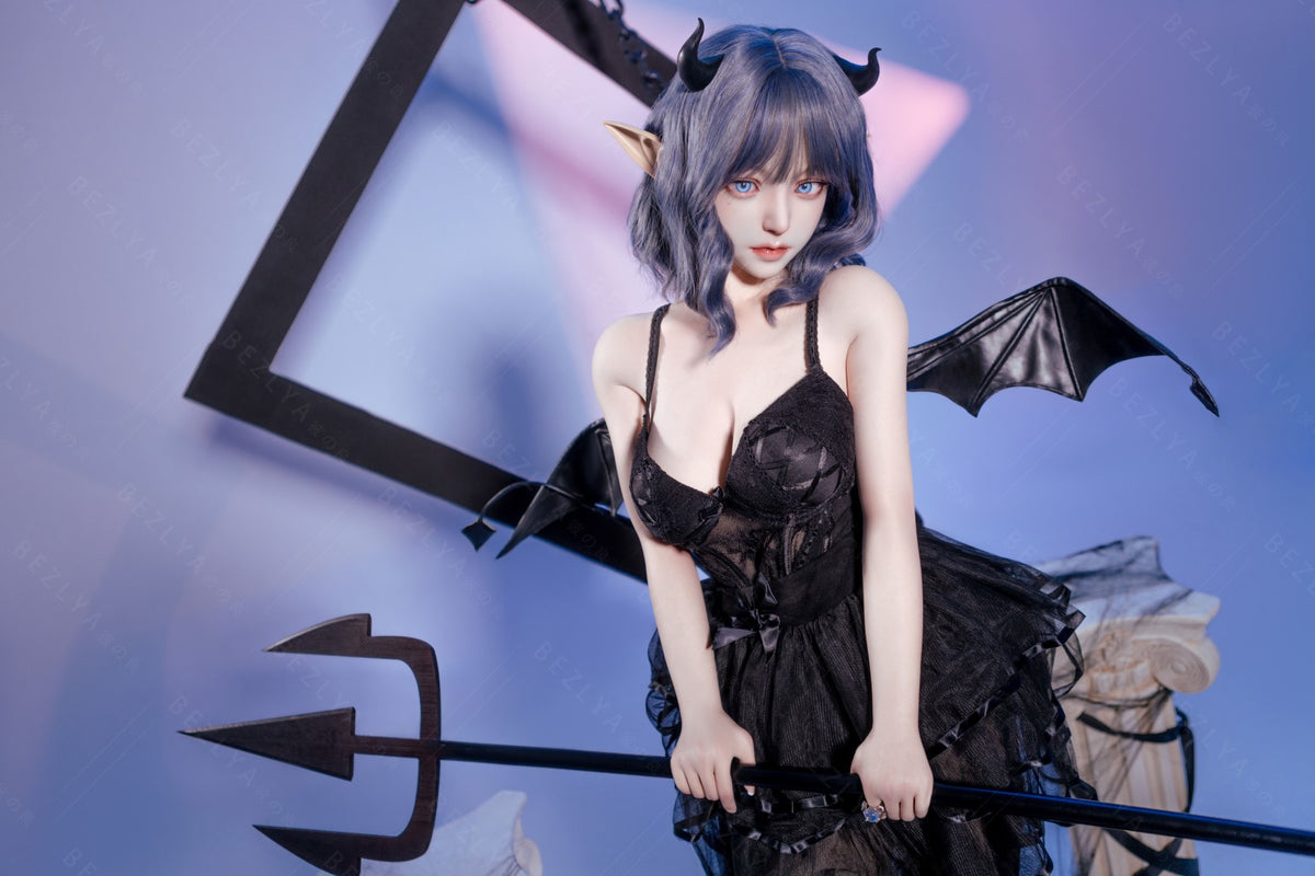 Campanula-sekspop (Bezlya Doll 149 cm D-cup 2.1 siliconen)