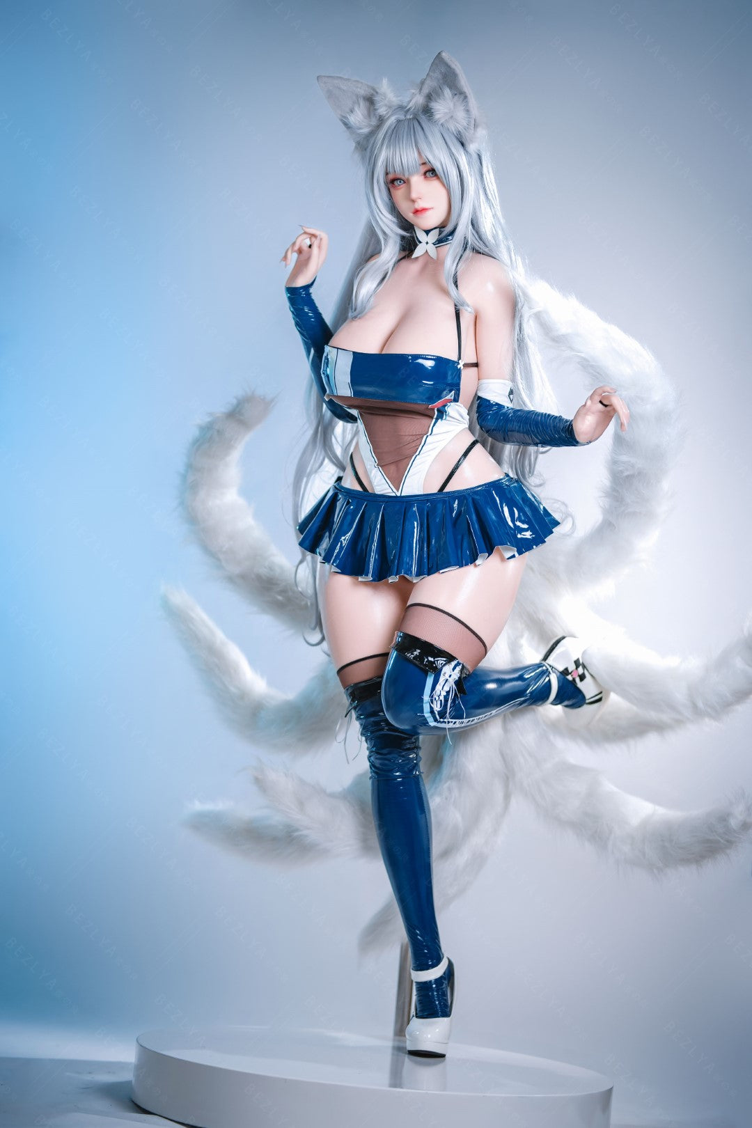 Campanula-sekspop (Bezlya Doll 155 cm E-cup 2.2CF siliconen)