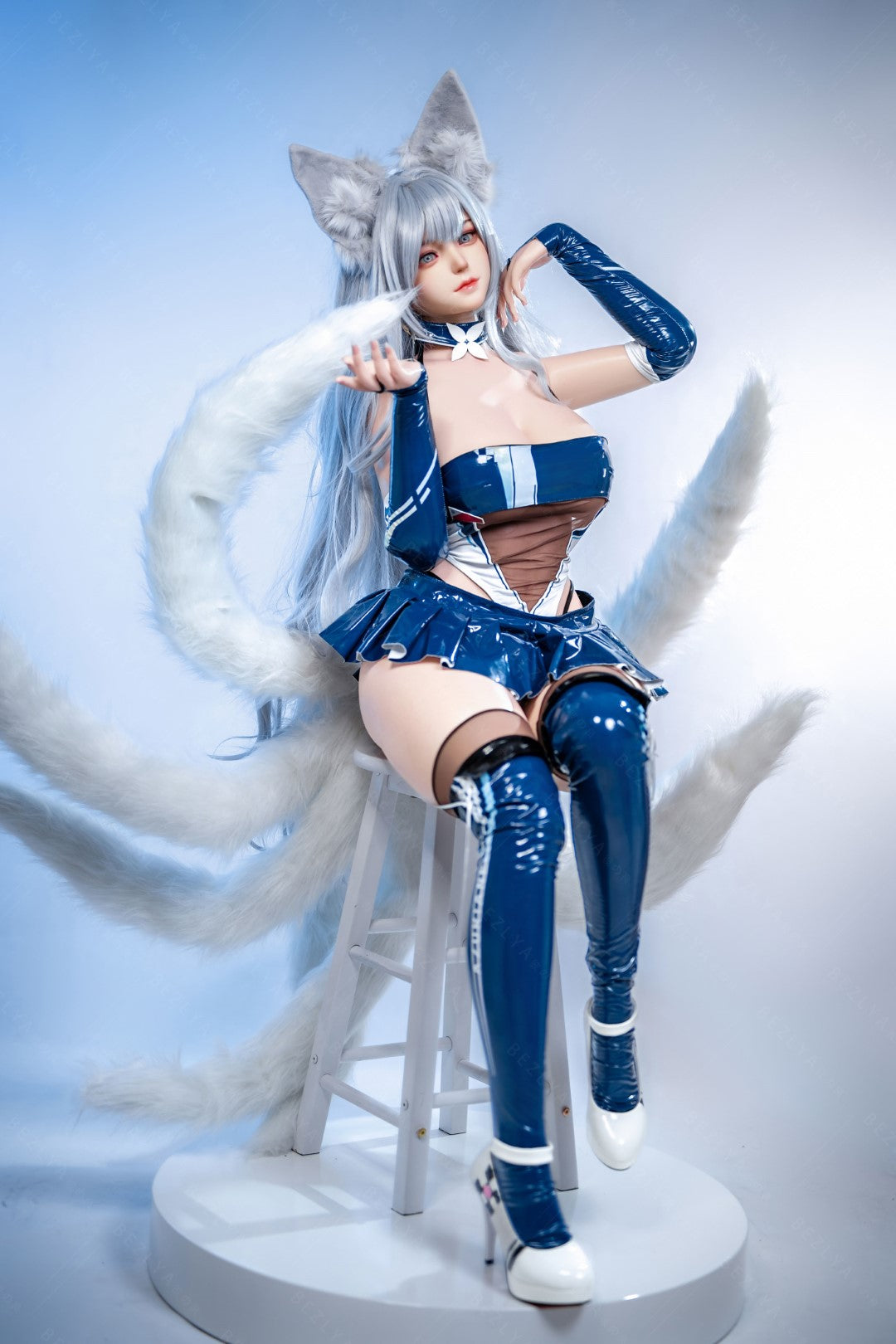 Campanula-sekspop (Bezlya Doll 155 cm E-cup 2.2CF siliconen)