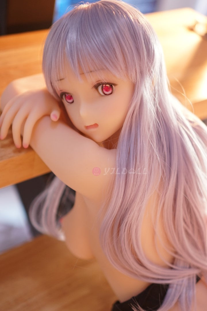 Manae sex pop (YJL Doll 100 cm c-cup siliconen)