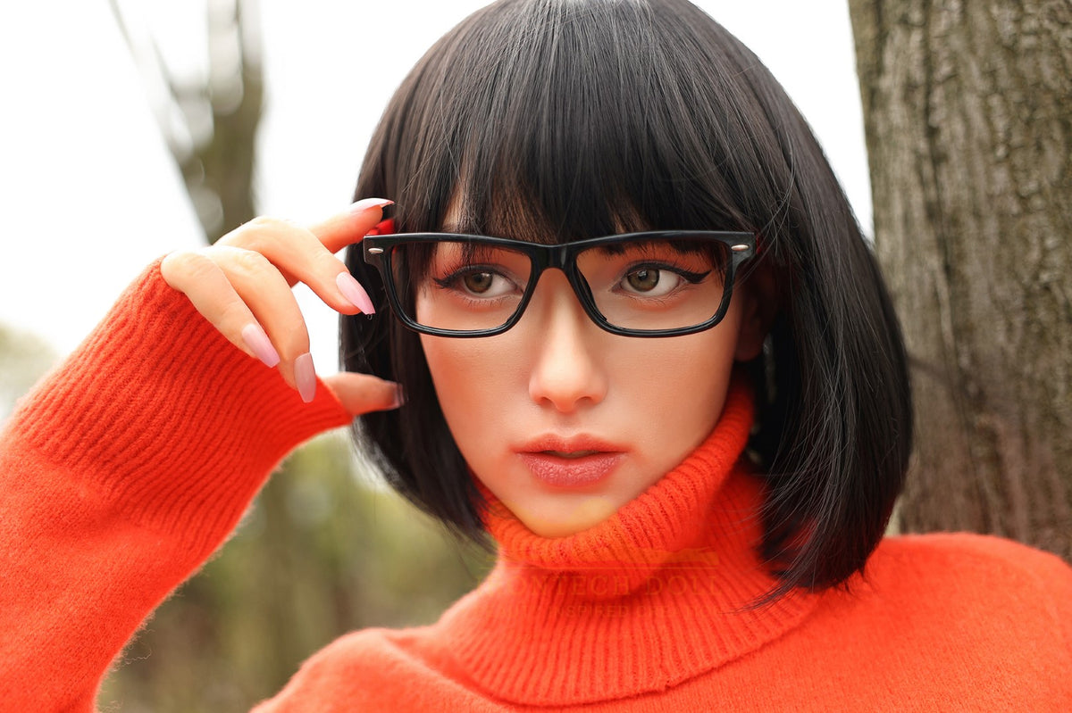 Velma-sekspop (Irontech Doll 167 cm E-cup S44 siliconen)