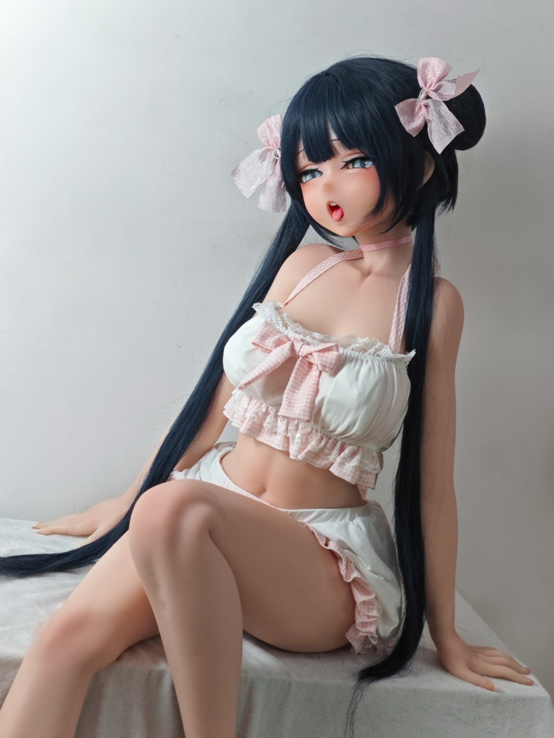 IWata Mitsuki Sex Doll (Elsa Babe 148cm ahr008 siliconen)