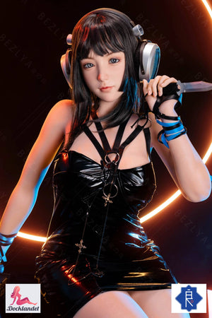 Gardenia sex pop (Bezlya Doll 155 cm e-cup 2.2CF siliconen)