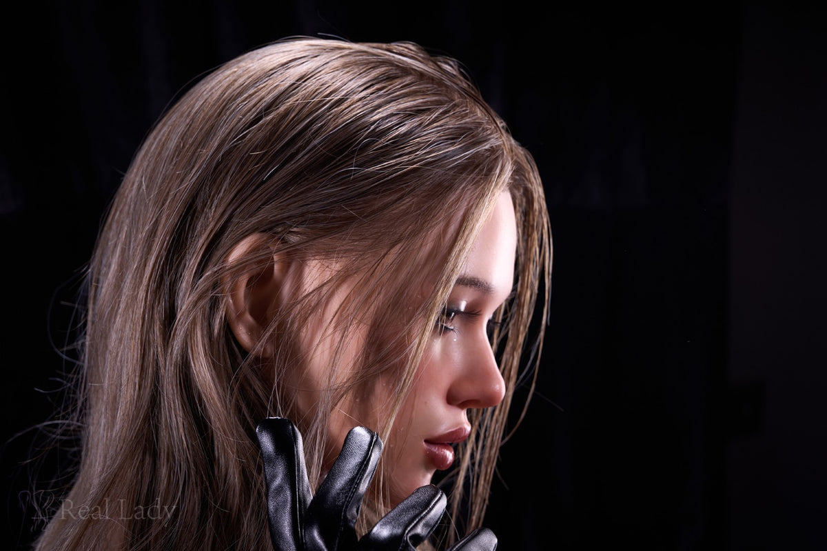 Celeste sexpuppe (Real Lady 170cm C-cup R4 Silikon)