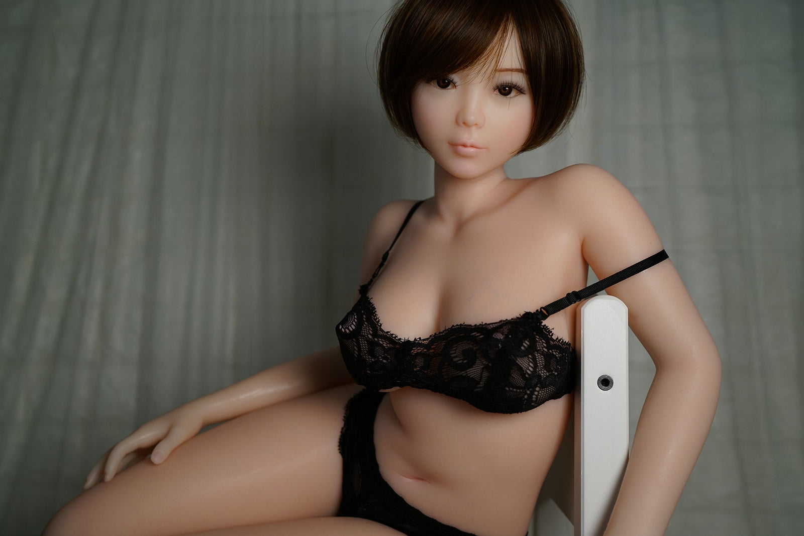 Akira poupée sexuelle (Piper Doll 100 cm de bonnet G en silicone) EXPRESS