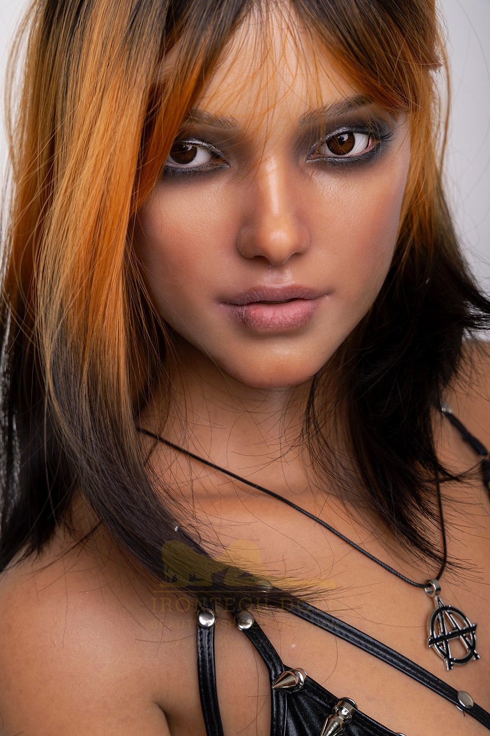 Heidi-sekspop (Irontech Doll 169 cm C-cup S46 siliconen)