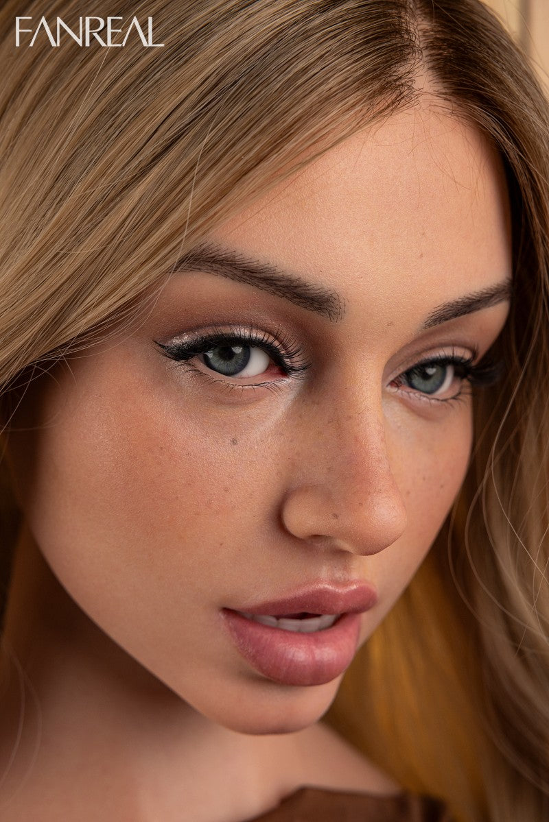 Lila Torse poupée sexuelle (FanReal Doll 95 cm G-cup Silicone)