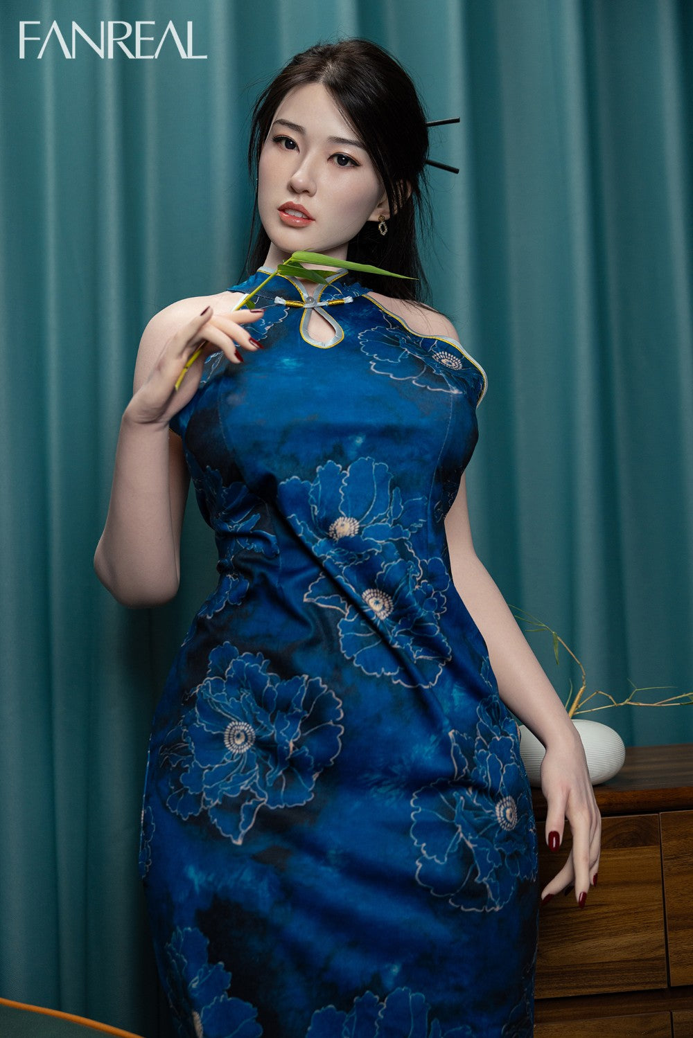 Faye poupée sexuelle (FanReal Doll 170 cm G-cup Silicone)