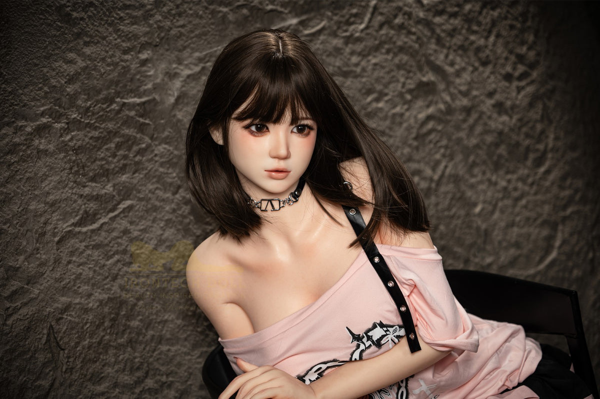 Nia sekspop (Irontech Doll 158 cm E-cup T3-1 siliconen)