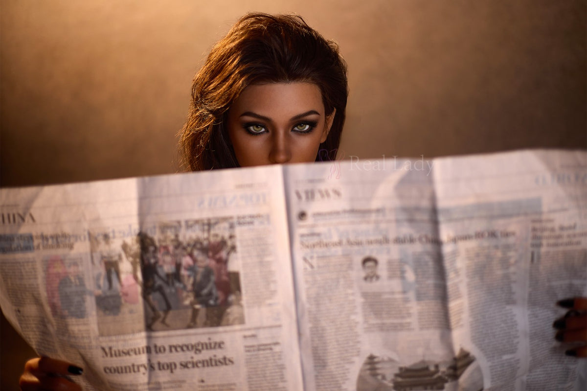 Léna poupée sexuelle (Real Lady 150 cm F-Cup R8 Silicone)