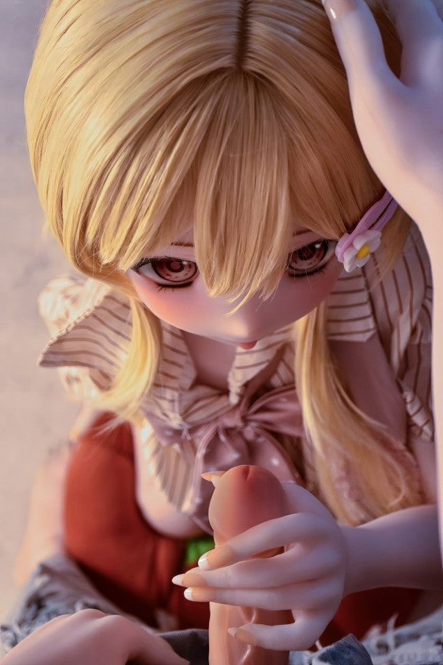 Yokotani Yukiko sekspop (Elsa Babe 140 cm D-cup RAD007 siliconen)