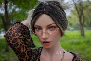 Melanie sex pop (XT Doll 165cm e-cup #XT-15-B siliconen)