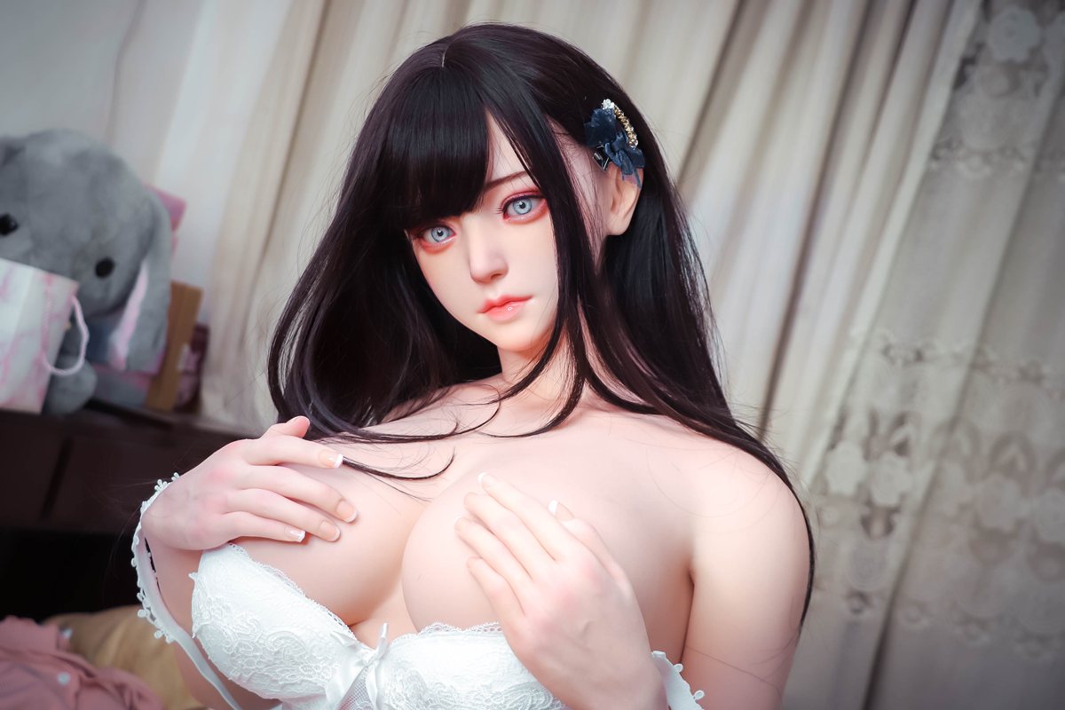 Lucy-sekspop (FUDoll 163cm F-Cup #J002 siliconen)
