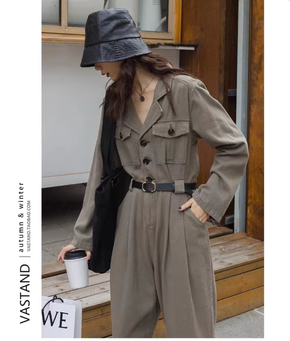 Offizielle Cosplay-Outfits (Game Lady)