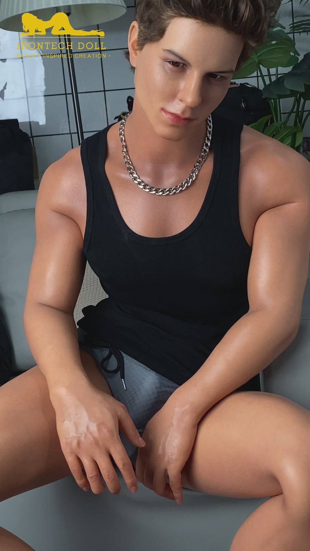 Drake Von Star Du Porno poupée sexuelle (Irontech Doll 175 cm en silicone)