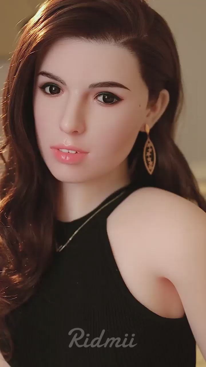 Dione sekspop (Ridmii Doll 159cm A-cup TPE+Siliconen)