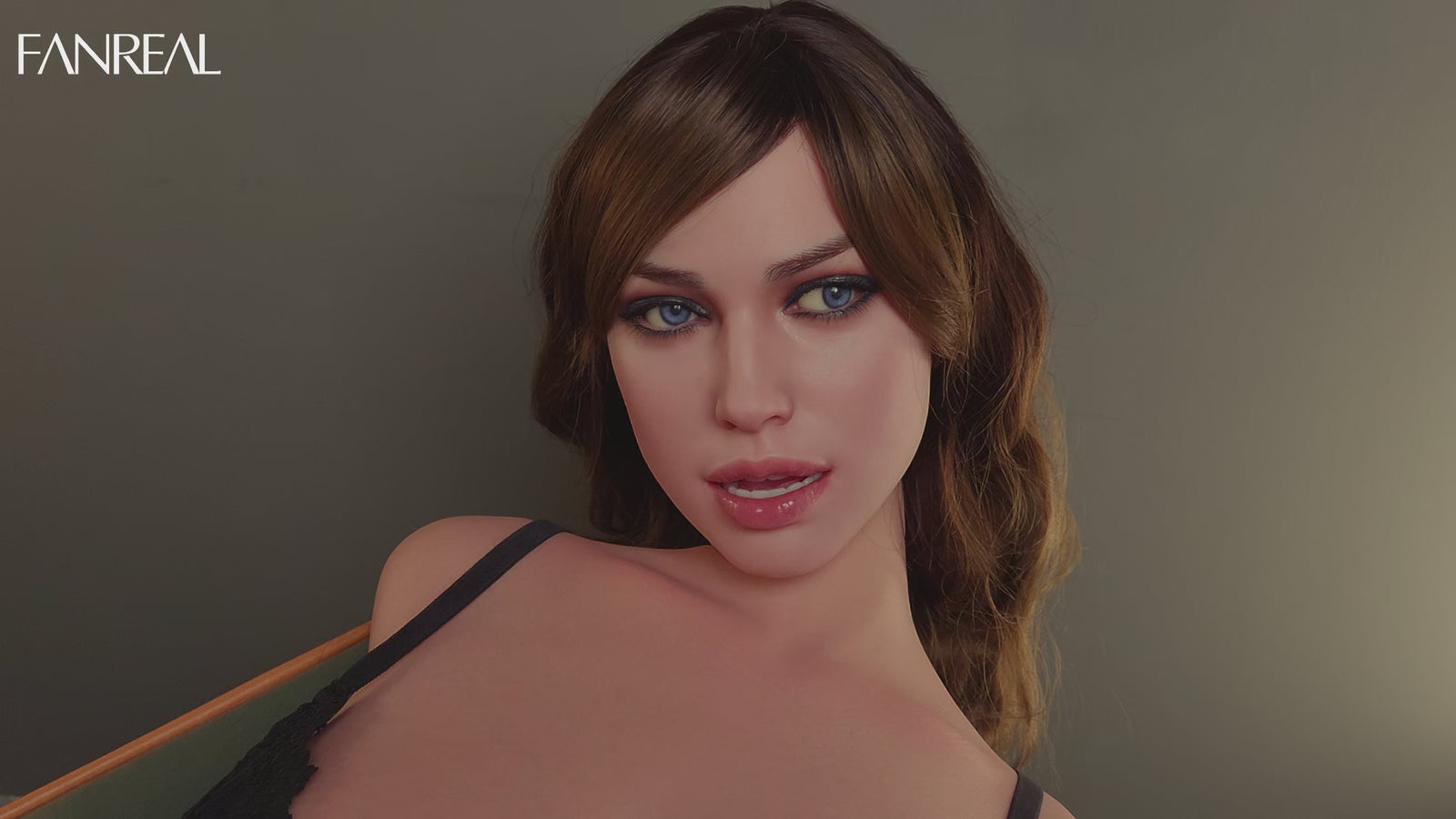 Della Torso sekspop (FanReal Doll F-cup van 111 cm RST siliconen)