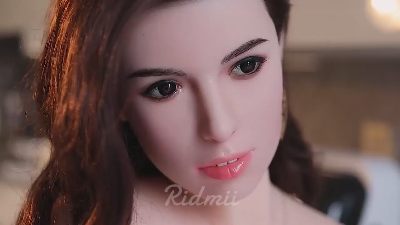 Dione sekspop (Ridmii Doll 159cm A-cup TPE+Siliconen)