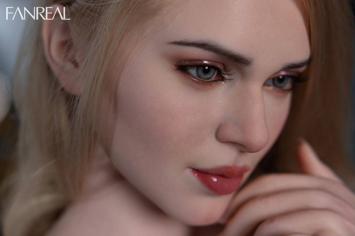 Gina poupée sexuelle (FanReal Doll Bonnet F 155 cm RST Silicone)