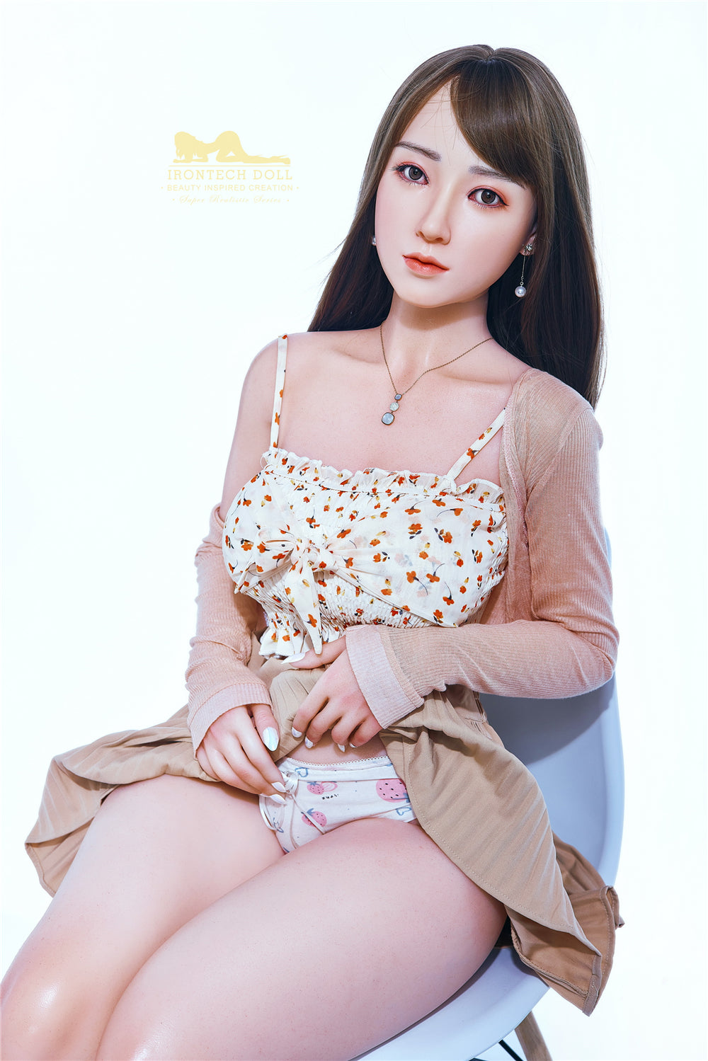 Snoep sekspop (Irontech Doll 153cm E-cup S6 siliconen)