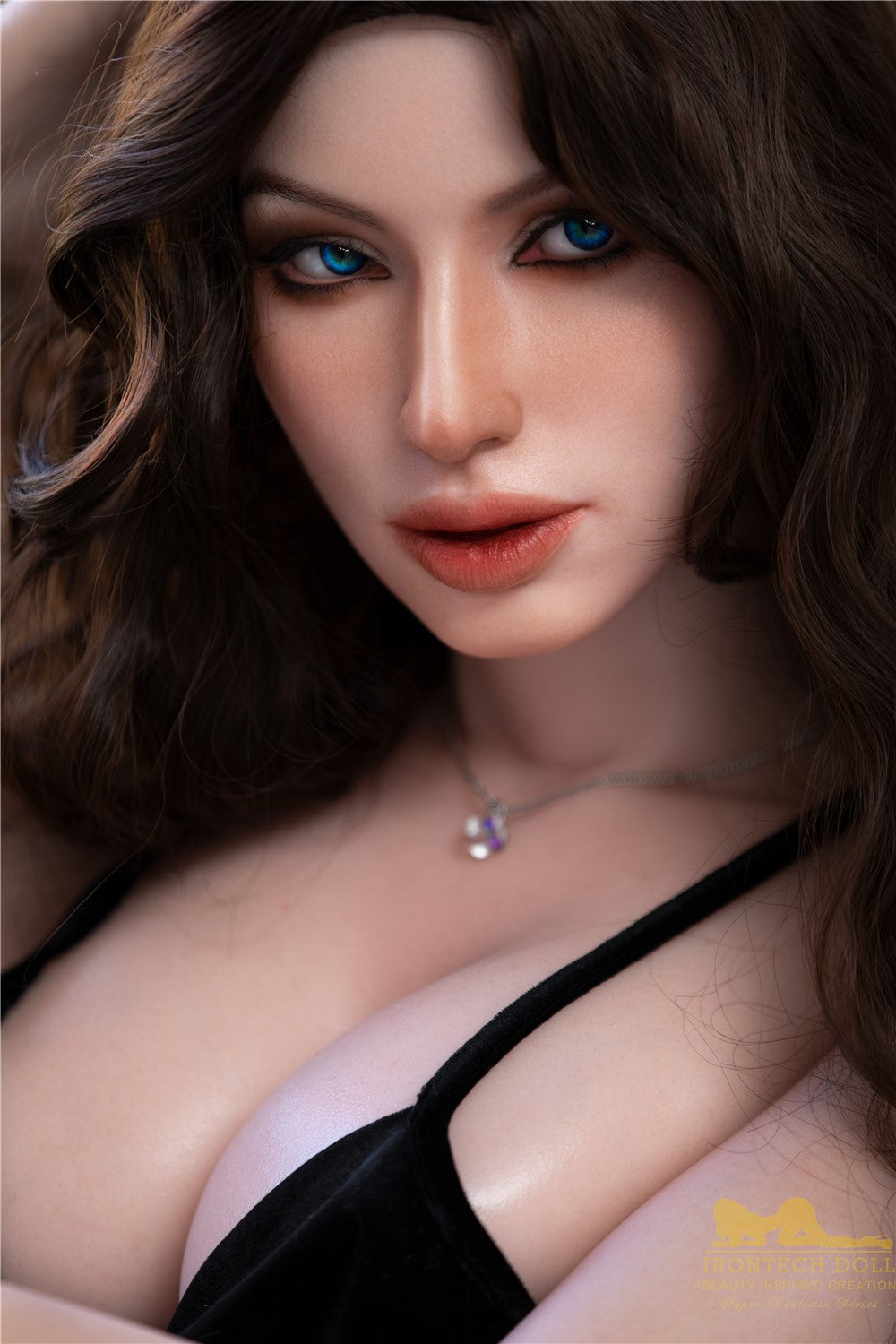 Esmeralda sekspop (Irontech Doll 166 cm C-cup S28 siliconen)