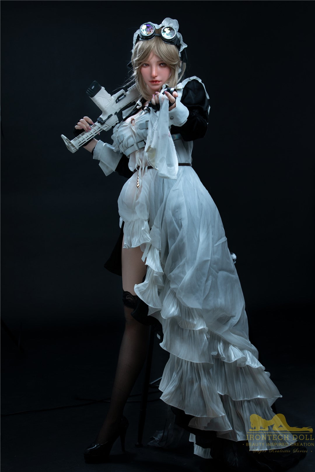 Cynthia poupée sexuelle (Irontech Doll 165 cm F-Cup S15 Silicone)