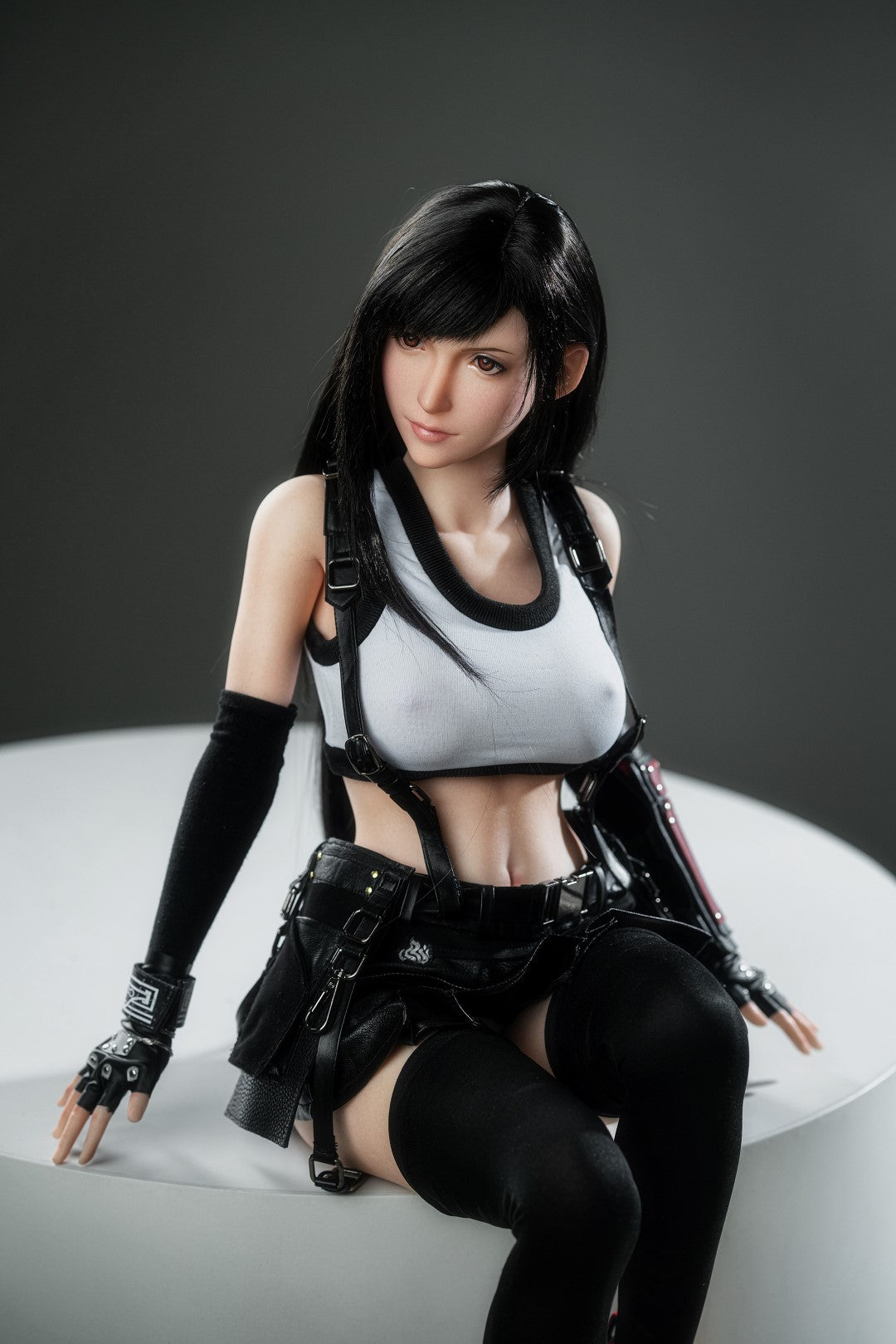 Tifa Mini poupée sexuelle (Game Lady 100 cm E-Cup N°03 Silicone)